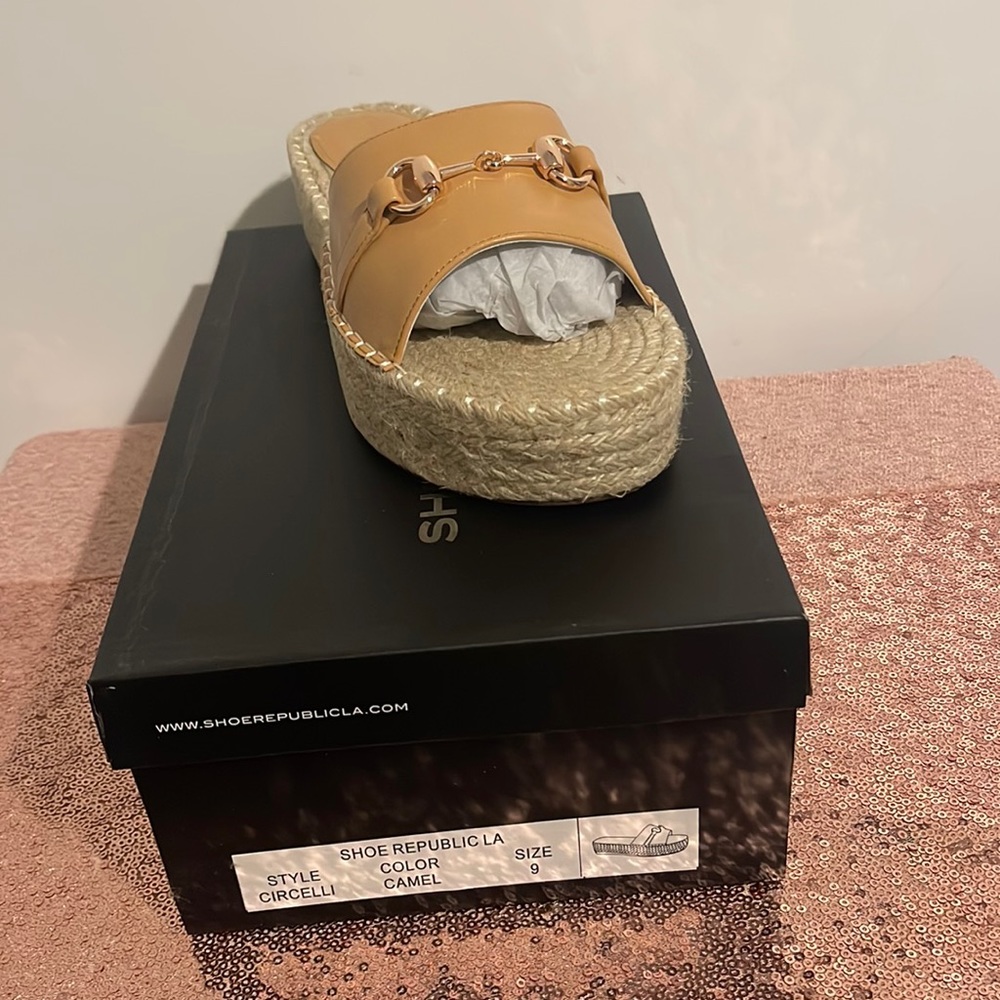 Carmel colored cork platform slides